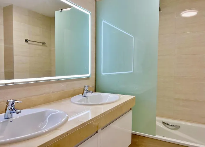 Townhouse With Ocean View Semesterbostad Puerto de Santiago (Tenerife)